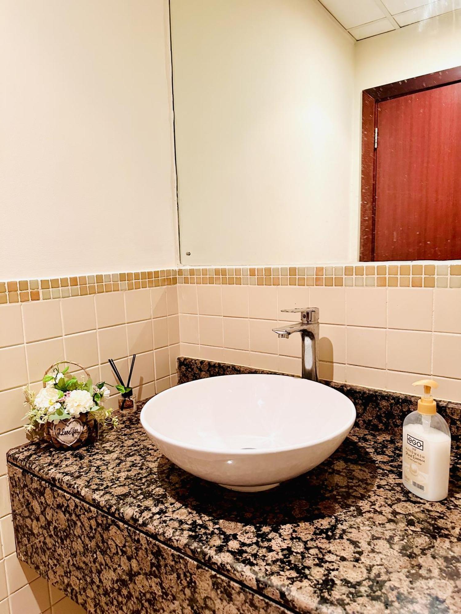 The Aero Hostel Dubai Luaran gambar