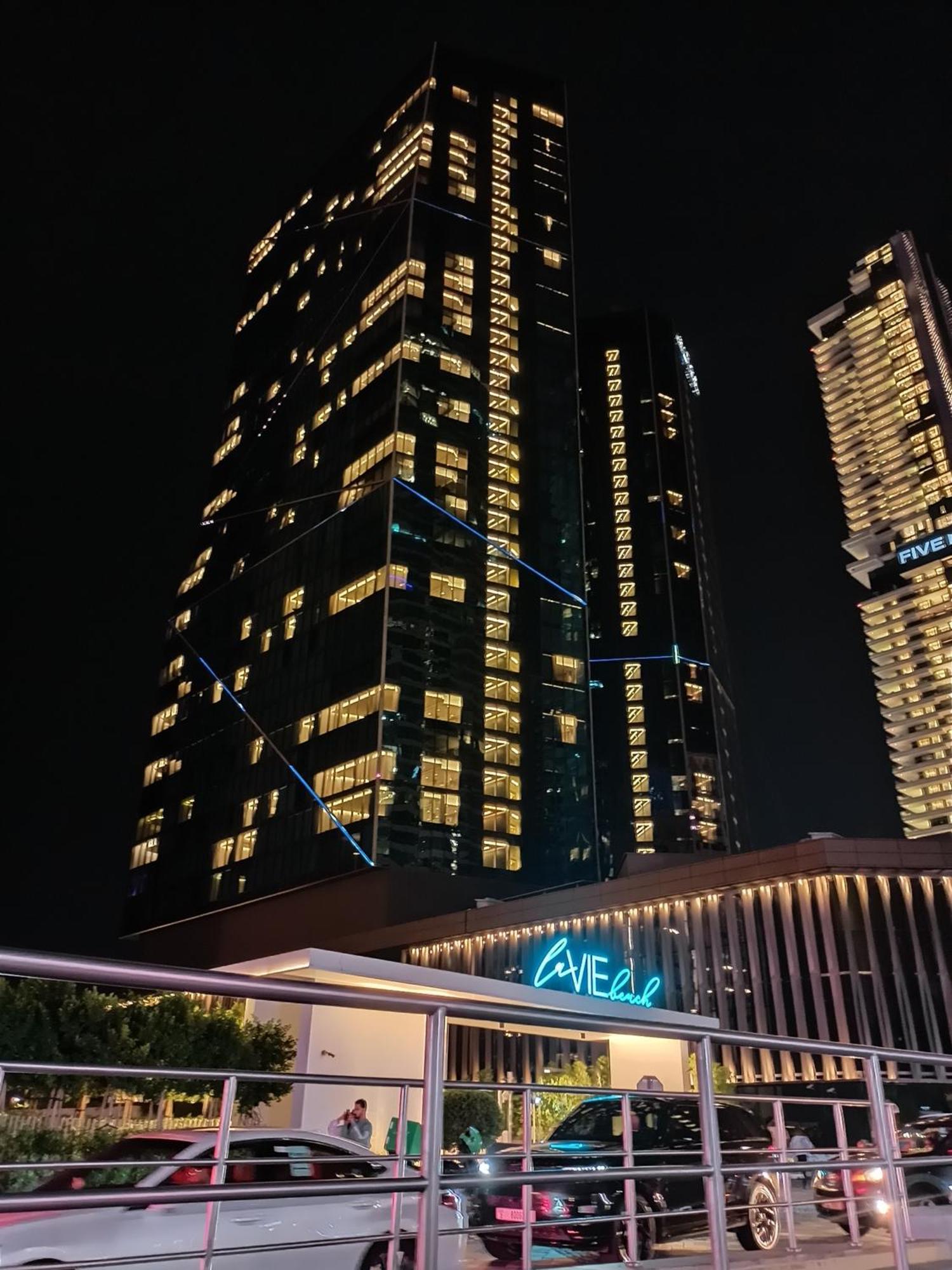 The Aero Hostel Dubai Luaran gambar