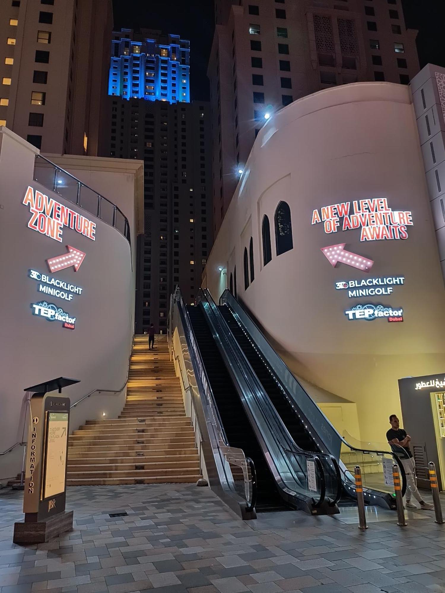The Aero Hostel Dubai Luaran gambar